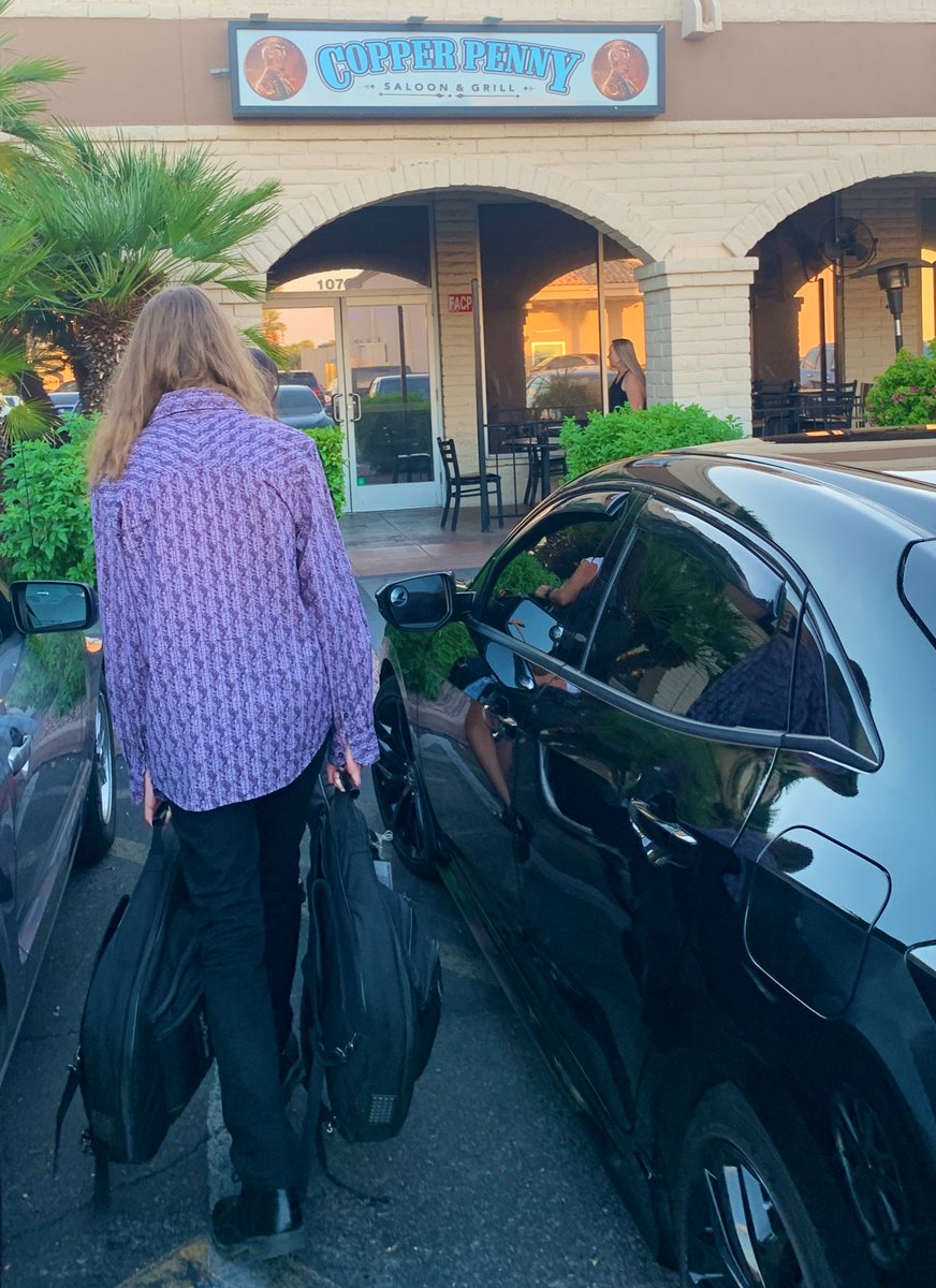 ZippyRiffs's tweet photo. Arriving at gig tonight … we perform 7-11 PM at #CopperPenny #SunCity #FrostyAndTheSilvertones #LiveMusicTonight 🎸👍 @Frosty_Tones https://t.co/bnbSTHBn2h