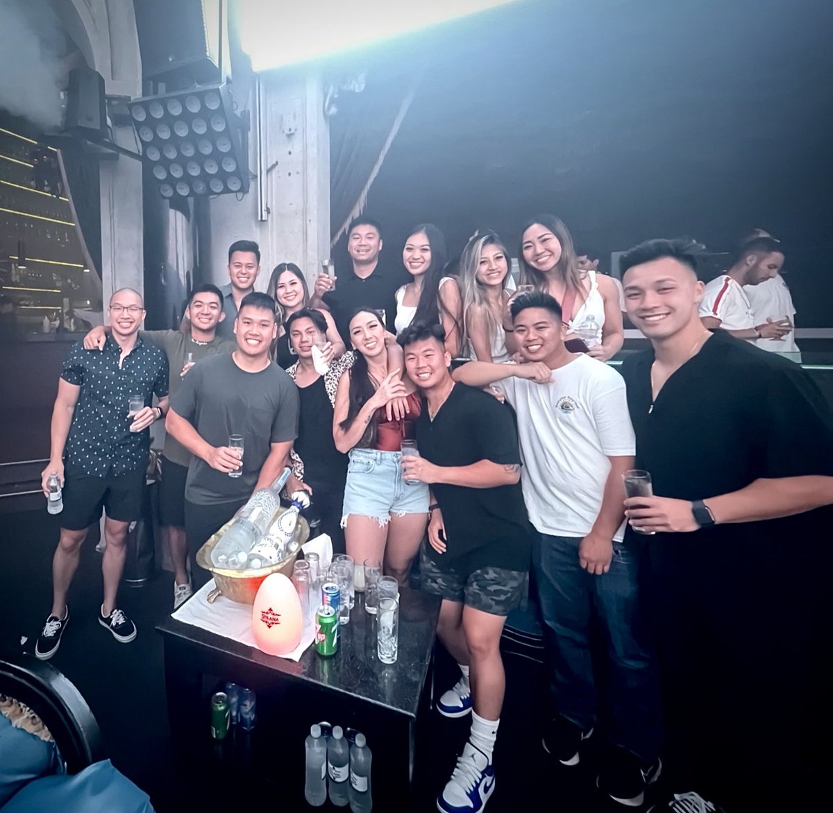 onlywithkenneth's tweet photo. Well deserved break, but back to the grind https://t.co/oYNhzjW5Km