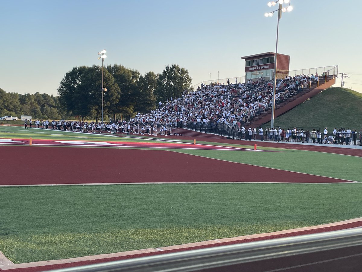 snopeshow's tweet photo. Big crowd for Badger home opener as the Badgers win big v. Jacksonville! BPRD @beebefootball @beebehighschool https://t.co/NduFbHwq7F