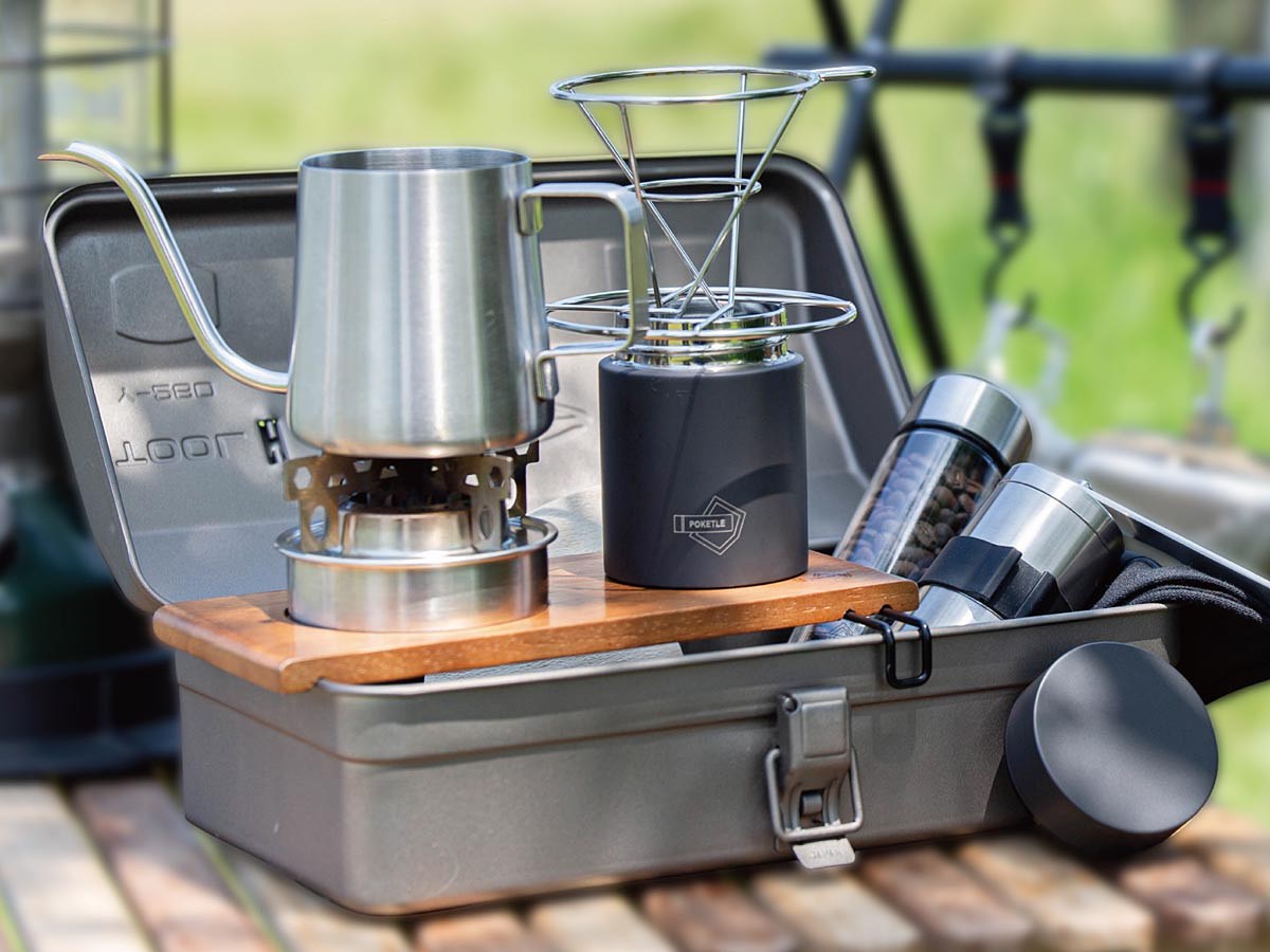 kaden_watch's tweet photo. 工具箱一つでコーヒーの湯沸かしと抽出ができるセット、POKETLE https://t.co/GbGQxuwMHt #POKETLE #東洋スチール https://t.co/ri5wL5L4On
