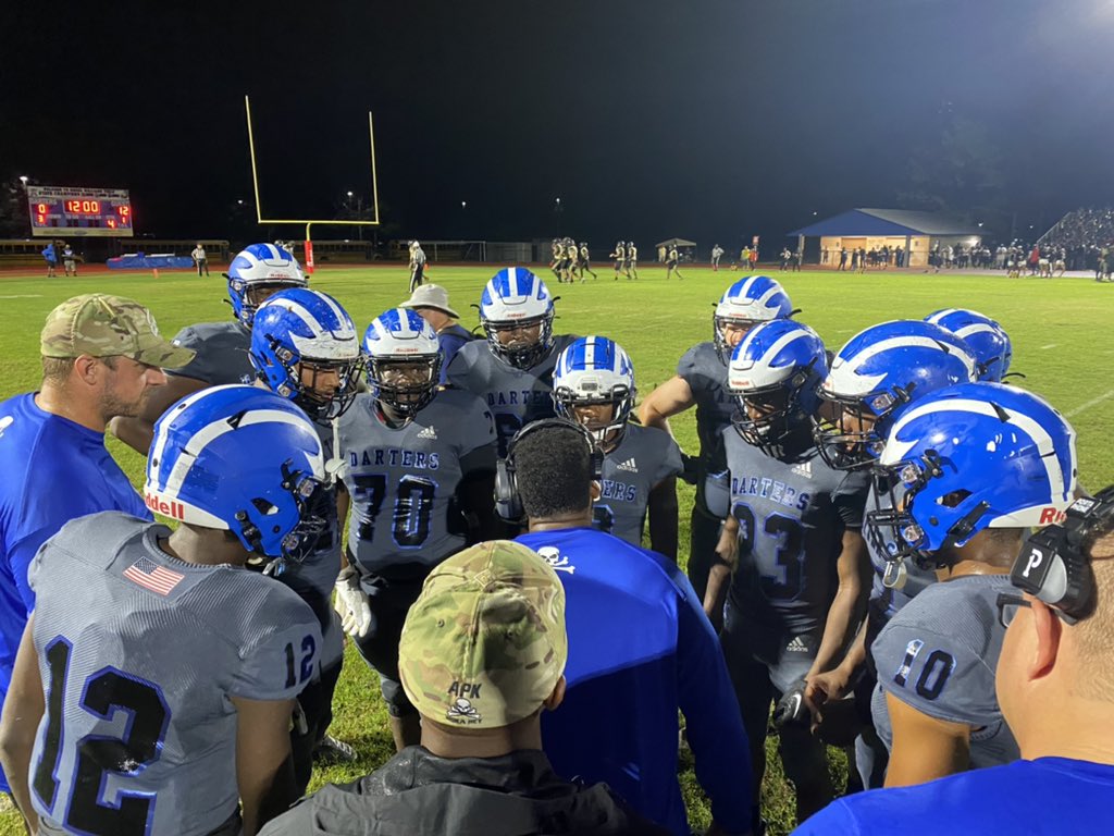 EliteEmpireATH's tweet photo. . @Kavencall7 with a HUGE 3rd down sack & then a fumble recovery to get the ball back for the #BlueDarters
#UCF #Apopka @ApopkaFootball https://t.co/BnEq7fhIme