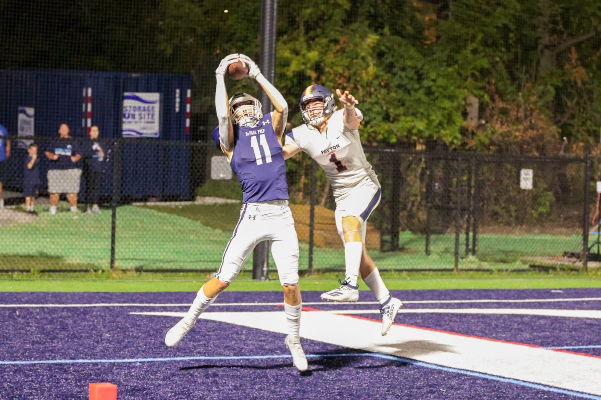 JackLydon63's tweet photo. Two Henry West TDs in 15 seconds for @DePaulPrepFB at the end of the 3rd 1/4. Rams lead Grizzlies 28-21. 3 onside recovery’s in this game. @DePaulPrepAD @mikeclarkpreps https://t.co/17yb7GZdeF