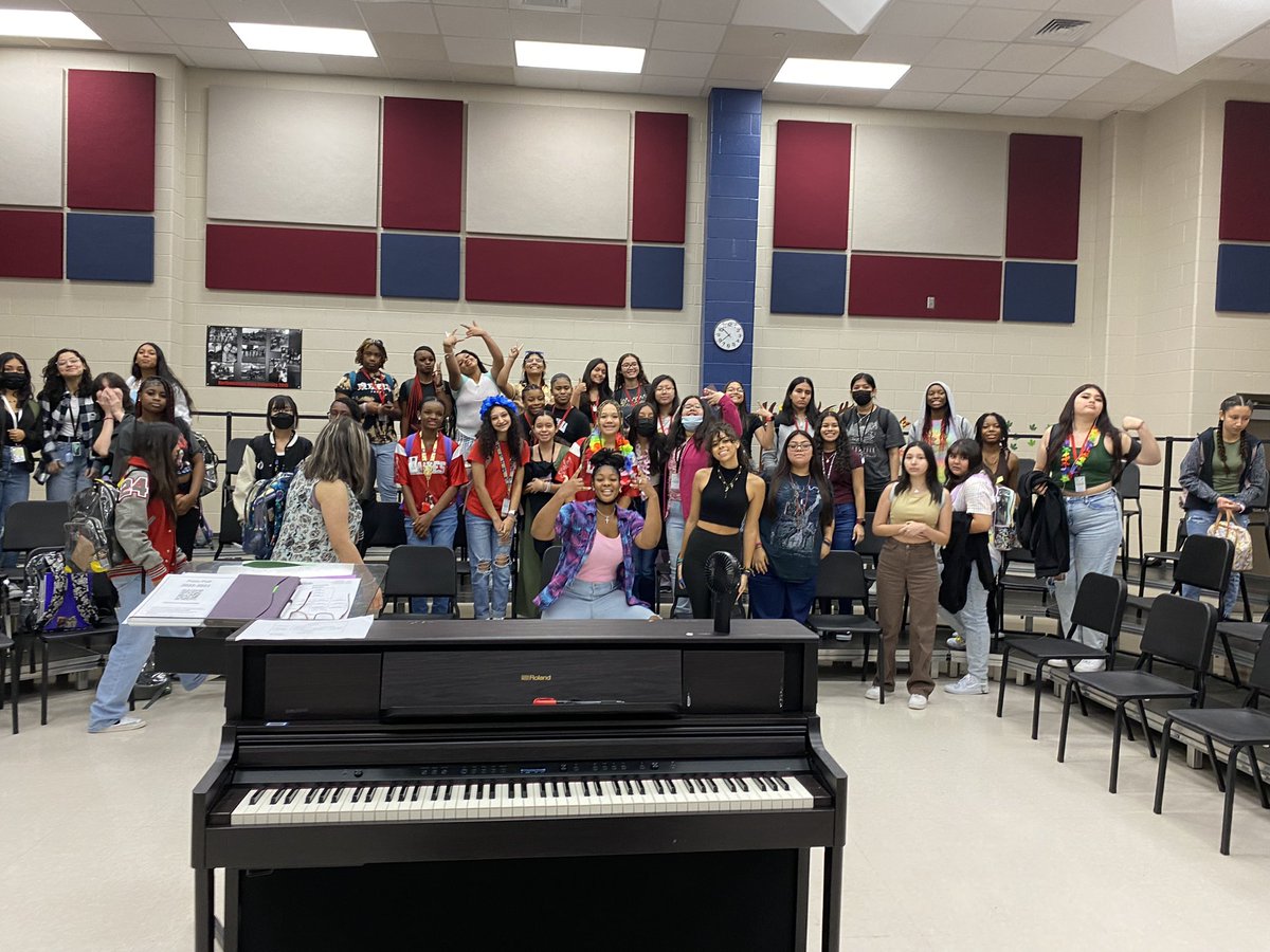 CyLakes Choir tweet media