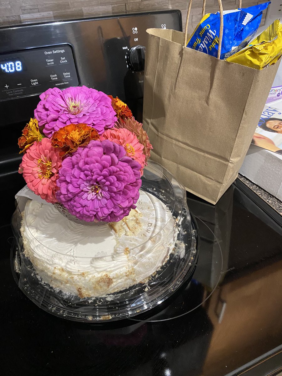 MissRachelEC's tweet photo. A huge thank you to my ARECC team for all the birthday celebrations today! You all really know how to make a teacher feel special! #arecc #togetherwegrow #PartnersInGrowth https://t.co/ngZFIGs3r9