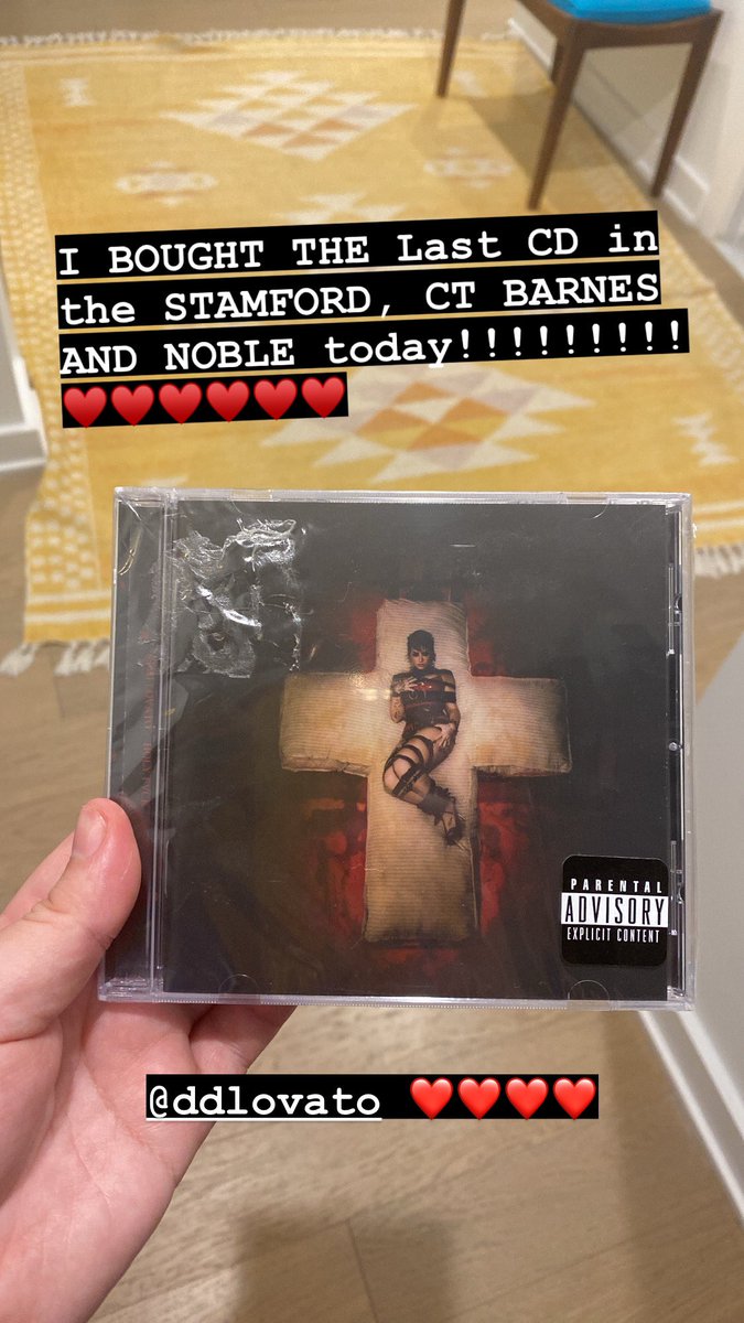 Lindsey 💞 tweet media