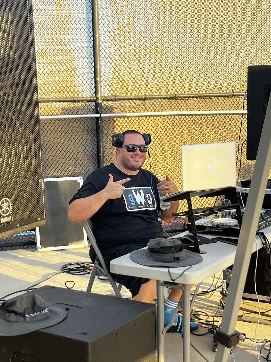 Megan Cope tweet media