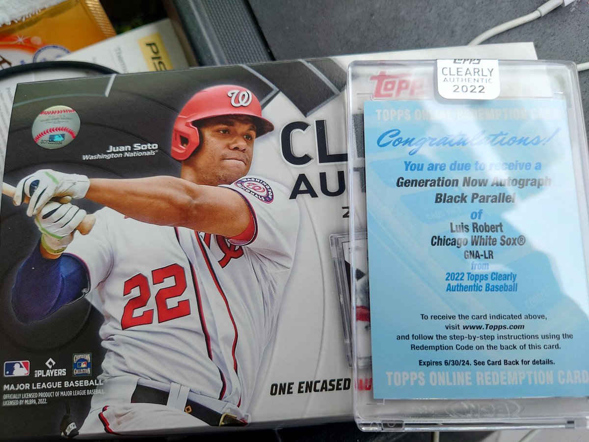 4azvkyZuWHk2TUR's tweet photo. このカードが出たんですけど、価値ありますか。
誰か教えて下さい。
#topps #Topps
#LuisRobert #clearlyauthentic https://t.co/w1qVXtmuin