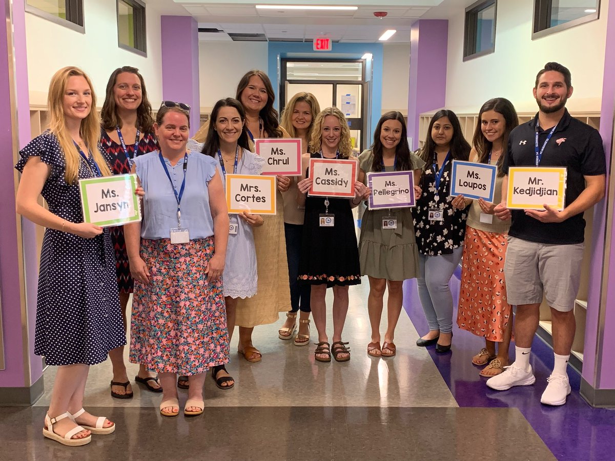 Meet and Greet ready✅! #henkingrocks #WeAreD34