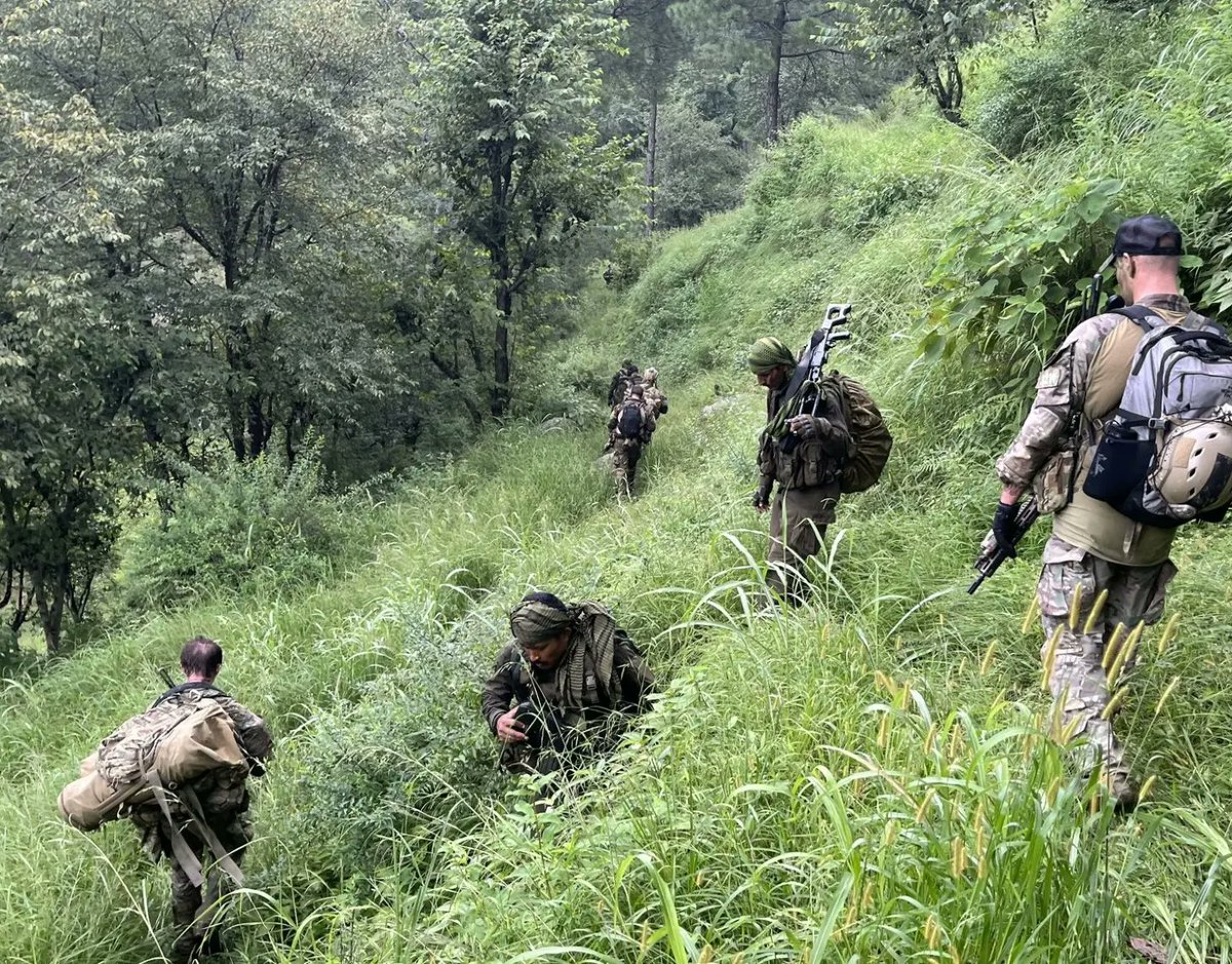 idu-on-twitter-specialforces-troops-of-indianarmy-usarmy