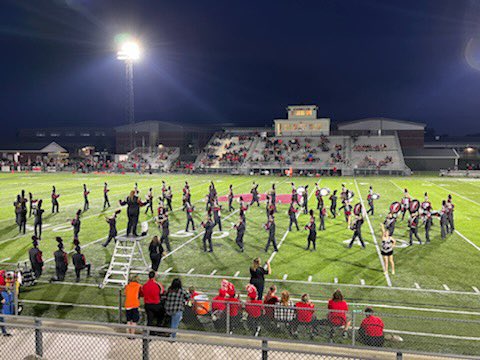 WillardFlashes's tweet photo. ⚡️🏈⚡️🇺🇸 What a great night to be a Flashes Football Fan! Willard defeats Plymouth 77-35. ⚡️🏈⚡️ 🇺🇸 #flashespride #thankyouveterans https://t.co/HG8CZZjeR1