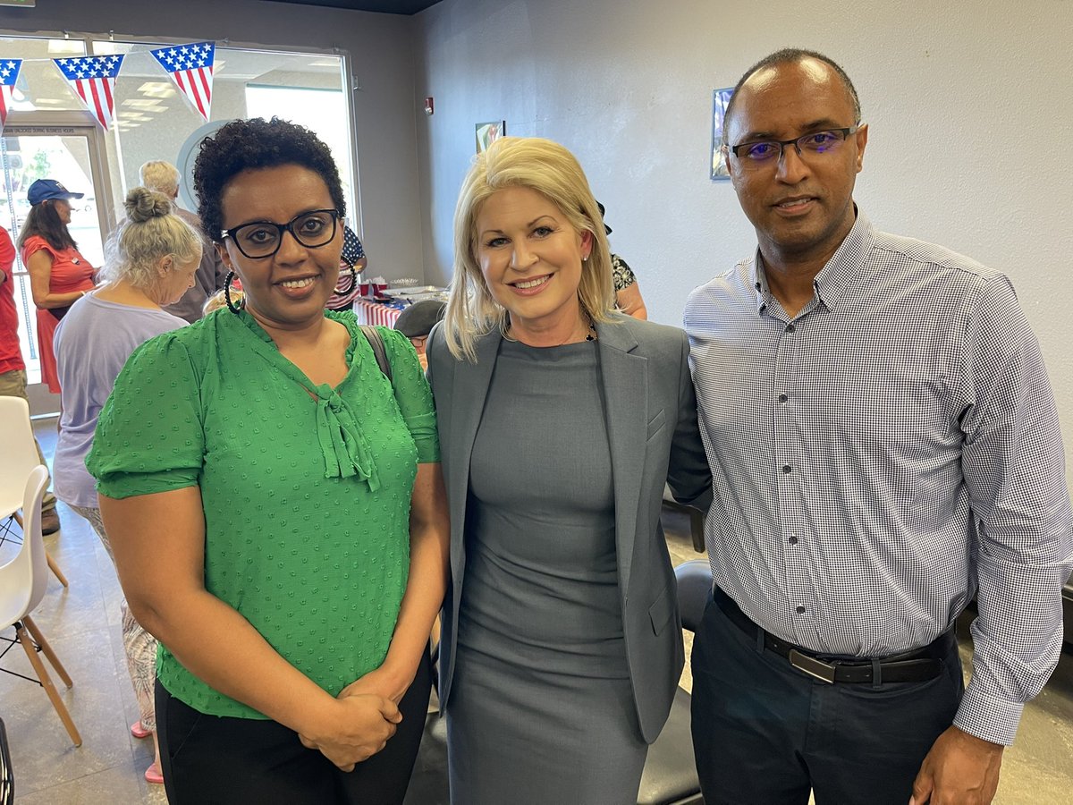 VoteAprilBecker's tweet photo. Thank you to everyone who came out to join me and @BurgessOwens this afternoon at the RNC Black American Community Center! We are ready to flip #NV03! https://t.co/fQ5mpAs8Gx
