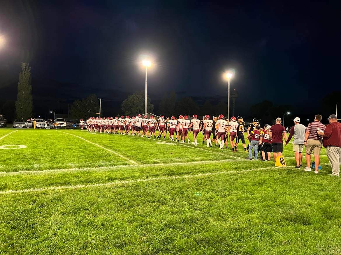 1-0 this week to go 2-0 on the season!  52-20 over C/E.  Nice work fellas! #DOLPHINNATION #GOPHINS #DREAMBIGGER #LEGACY