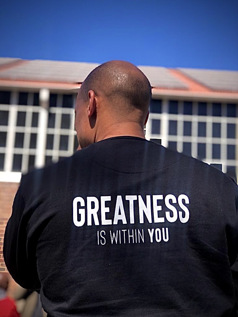 audas_vanschoor's tweet photo. We believe #GREATNESSIsWithInYou‼️

It cost nothing to believe in yourself .

#Greatness https://t.co/XL88f8hndb