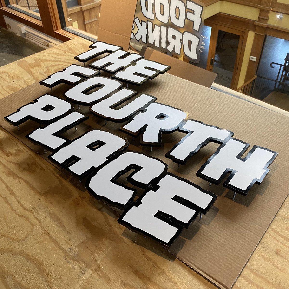 4thplacegames's tweet photo. Some process shots as the installer was working on our main exterior sign.

#flgs #flcs #games #comics #hanovernh #dartmouth @blambot #geek https://t.co/KqqbrWowfY