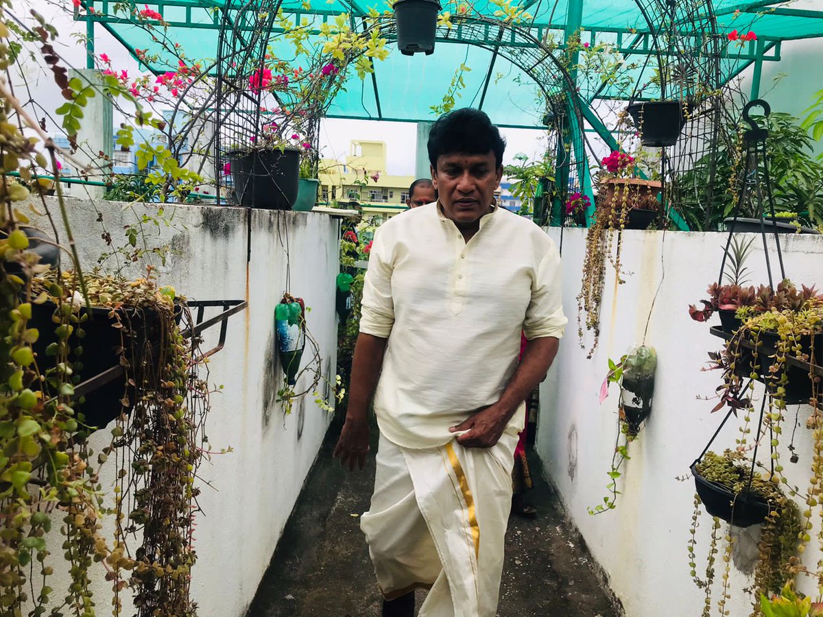 ManoGanesan's tweet image. The "Hanging Garden of Wellawatta" at the rooftop of #Colombo Hindu Ladies College, a growing example to all multi-storey apartments in #Wellawatta. The students &amp;amp; subject teacher were very proudly explaining their achivements to their MP. And i listened..! #manoganesan