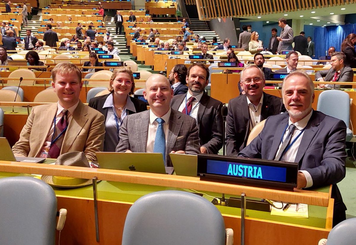 danielroethlin's tweet image. As #NPTRevCon wraps up, and despite the disappointing outcome - it was great to spend the four weeks with the great Austrian delegation that always had coffee close, was active throughout and made the long hours fun! 

On a side note, time to regrow a beard for me.