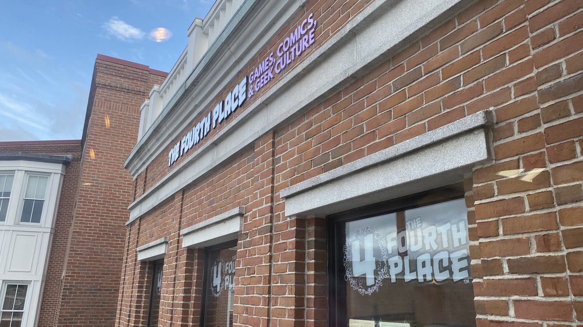 4thplacegames's tweet photo. I am really proud of how our finished exterior looks.

Have you swung by yet to take a look?

#games #comics #geek #hanovernh #dartmouth #flgs #flcs #uppervalleyvtnh #shoplocal #dnd https://t.co/d1oUdN2eMC