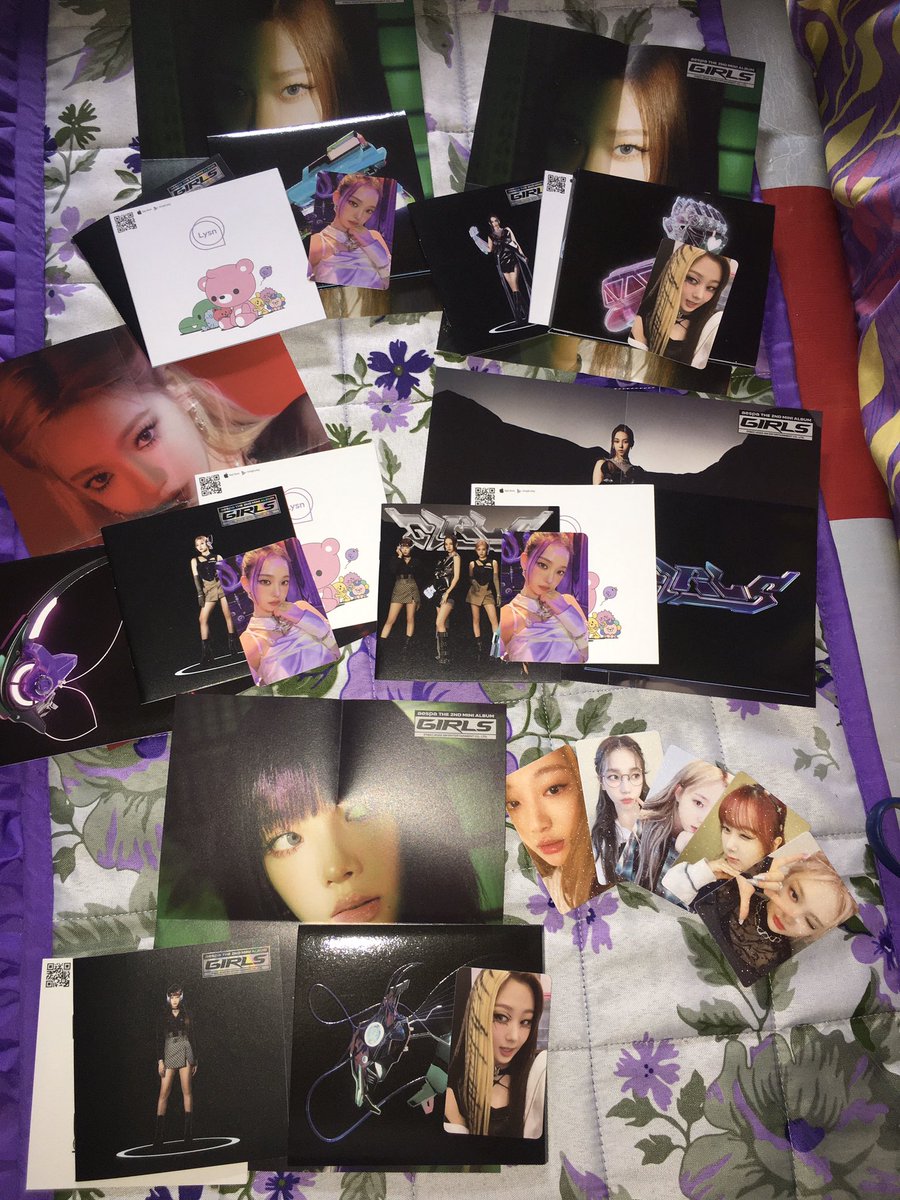 aespaslicious's tweet photo. aespa girls digipack ver is here, thank you so much @route82mnl for this ph go!! apaka superb nung freebies super love it!! ❤️

#Route82feedback 💖 https://t.co/cl3koJAsBg
