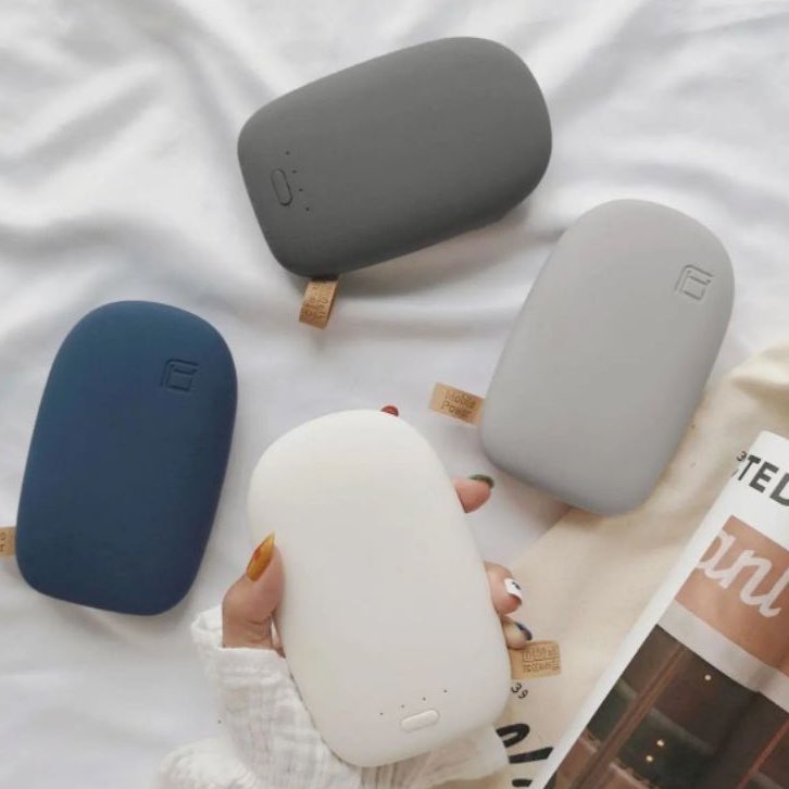 nudihascart's tweet photo. One of students essentials — powerbank https://t.co/EtWVn4cZNA