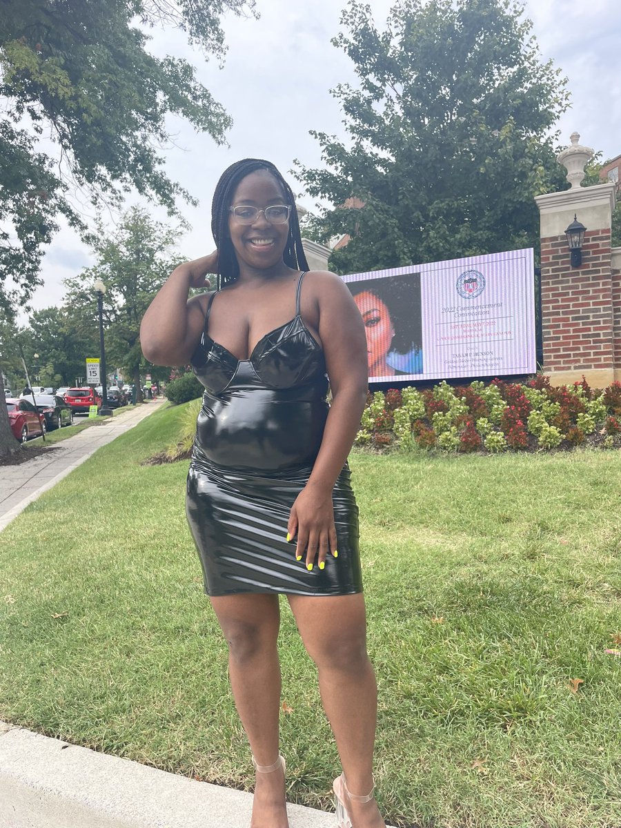 MarniOnNekoo's tweet photo. Most people finish a master’s program in 2 years. But this person is taking 3😌. Semester 3/4📚, Graduation 5/13/2023. MSW 75% loading ⌛️. 1st generation Master’s Graduate 👩🏾🎓@HowardU
HU UKNOWWWW🗣🗣🗣
#HUSSW
#firstgenerationmastersstudent
#mswloading👩🏽🎓
#singlemomincollegelife https://t.co/K5CD407DWF