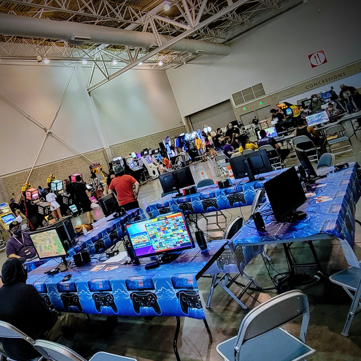 LolitaBot613's tweet photo. Some Day 1 sneak peeks of @TheBitEGaming! We're here all weekend at the Hampton Roads Convention Center #BITE5 #ArcadeImpact https://t.co/1x1ucaUX4u