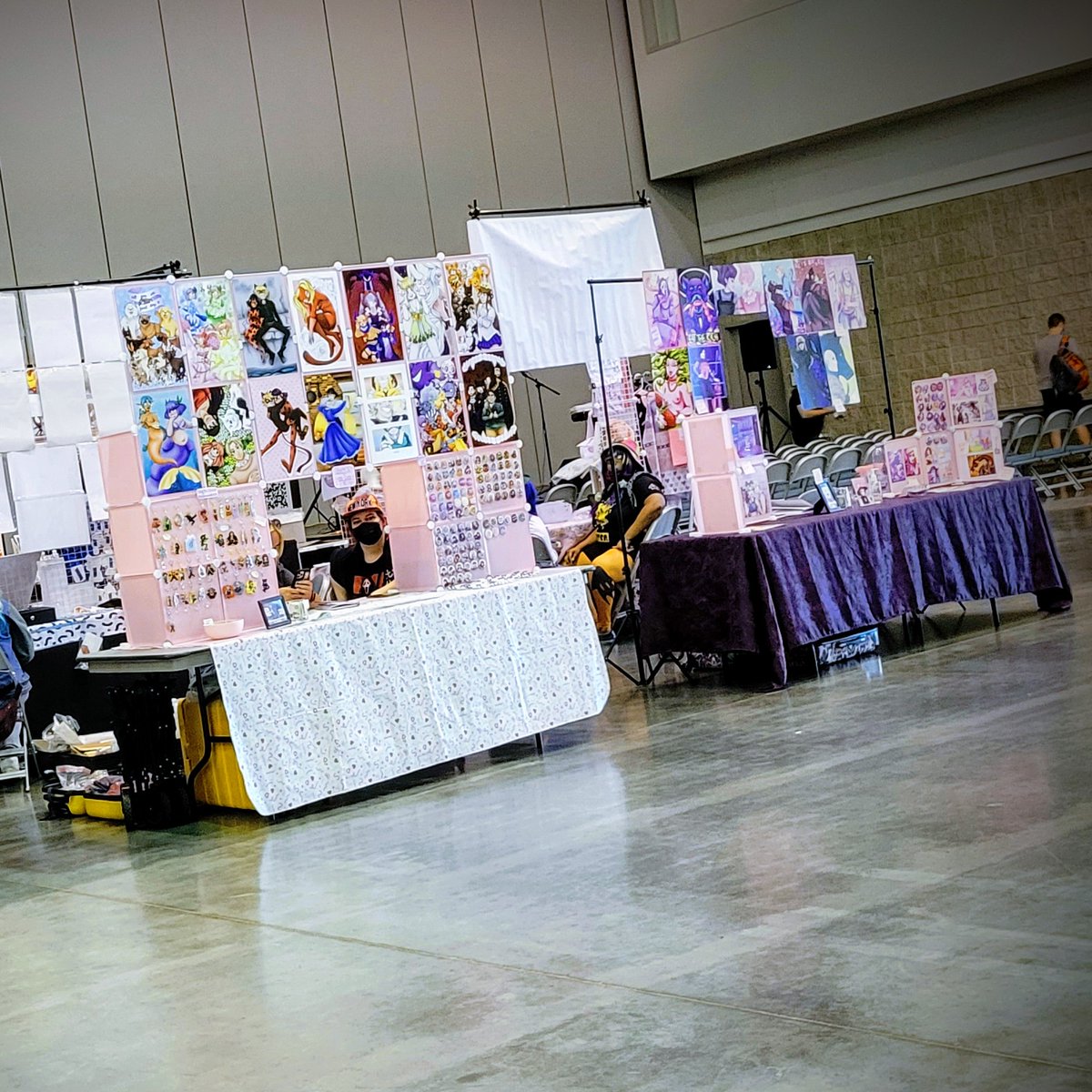 LolitaBot613's tweet photo. Some Day 1 sneak peeks of @TheBitEGaming! We're here all weekend at the Hampton Roads Convention Center #BITE5 #ArcadeImpact https://t.co/1x1ucaUX4u