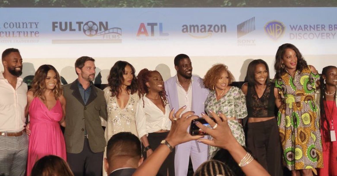 Fulton_Films's tweet photo. Spectacular evening as @BronzeLens Presents Hallmark Mahogany's Premiere Feature Film Unthinkably Good Things Directed by Atlanta Based Filmmaker @terrijvaughn . Check out the cast on the Bronze Carpet. #FultonFilms is a Proud Sponsor of the @bronzelens festival 🎬🎥🍑 https://t.co/sGmjDEU1rA