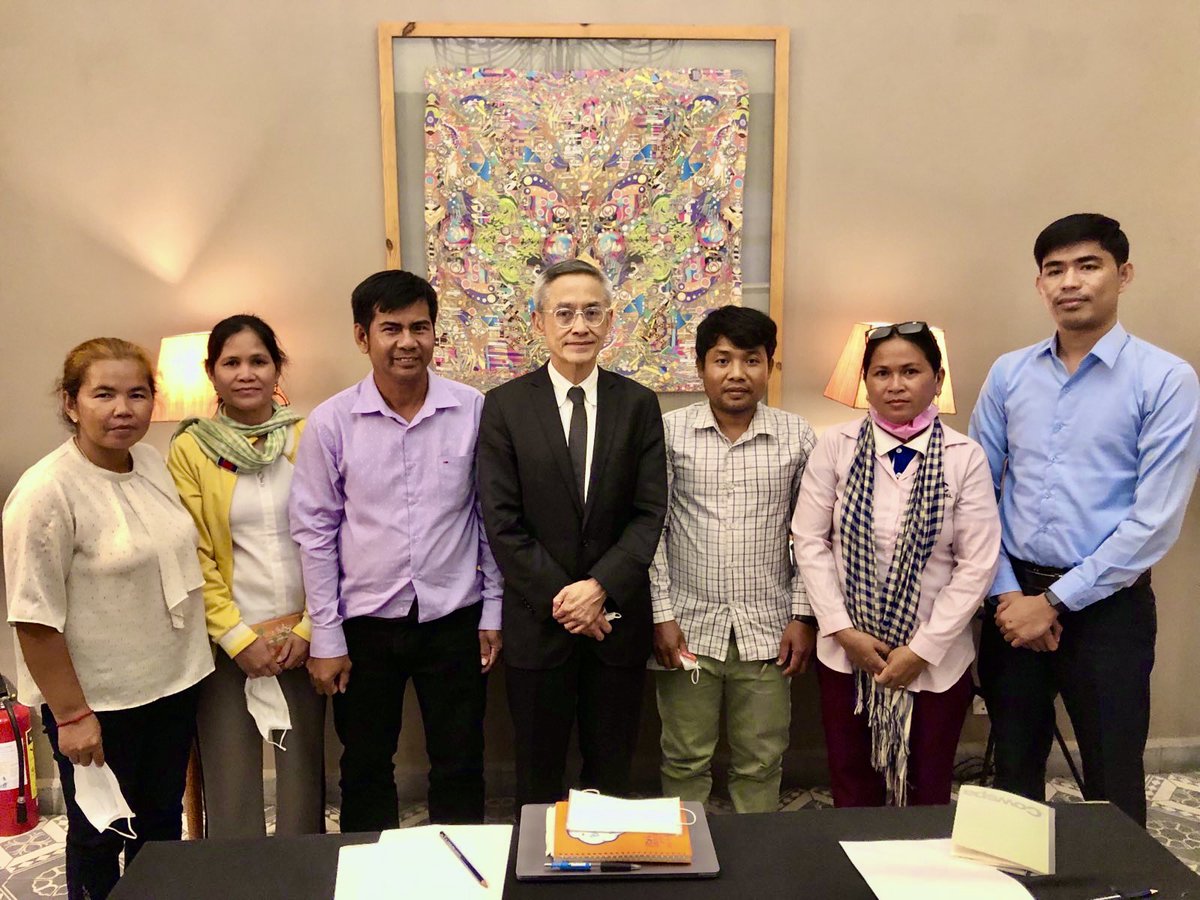 SavoeunTheng's tweet photo. On 25 August 2022 the key farmers representative 6 people’s from Kampong Spe, Koh Kong , Svay Ring , Thbong Khmom,and Phreasvihea province coordaining by CCFC and UNOCHR Office to meeting with UN Special Rapporteur Cambodia at Phnom Penh. https://t.co/I6sUU4Wffd
