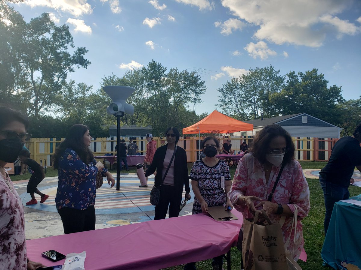 RamanathanVidya's tweet photo. We had such a wonderful time at the Bryant Community Center's Back to School BBQ today! So happy about this partnership between @cord_global and #CommunityActionNetwork - we all need each other in this world. So many women shared stories - these bonds help communities thrive. https://t.co/exD0AabpfP