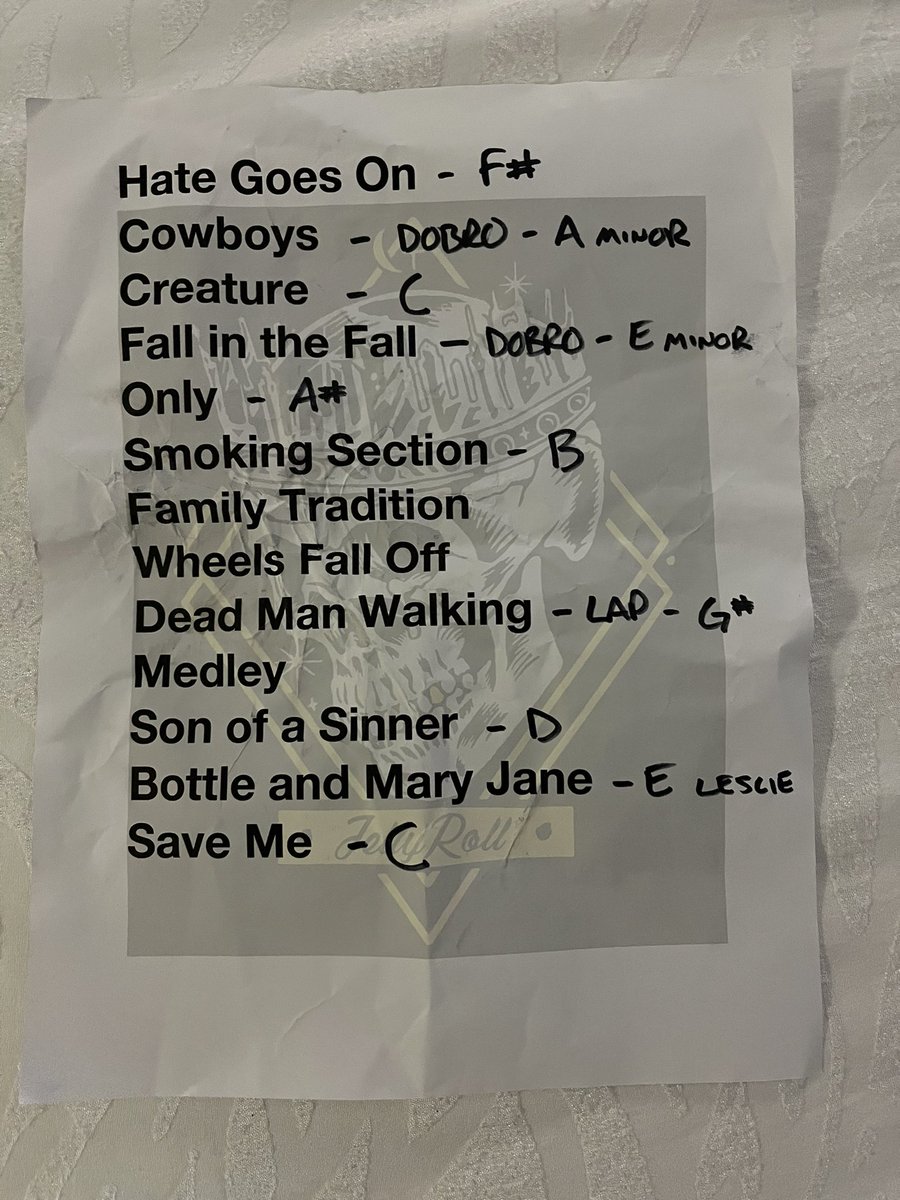 LittleBit_2008's tweet photo. This Gal Scored The Set List For The  @JellyRoll615 Concert!! #TupeloMS #SonsOfTheDirtySouthArena #MEGAScore https://t.co/wg5FT4FlxG