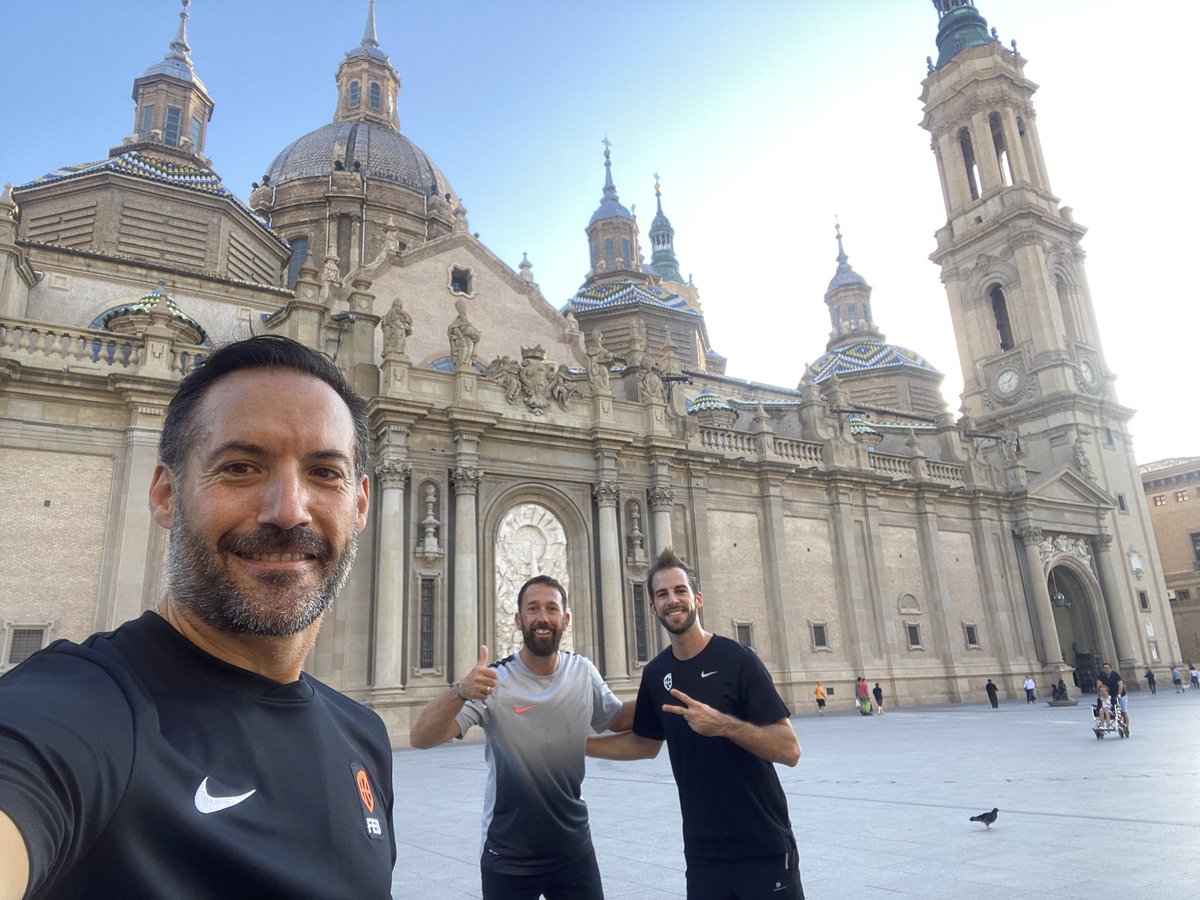 juangcarpallo's tweet photo. Entrenamiento post-pruebas físicas, La Virgen del Pilar!!!! https://t.co/Myq4x1wivG