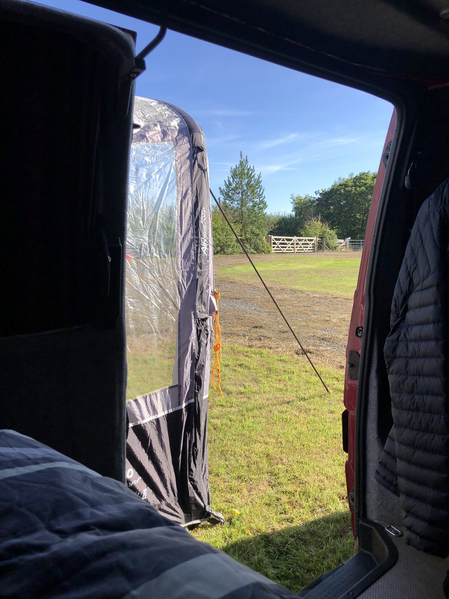 Mountfordsmith's tweet photo. Morning Twitter, view from the bedroom this morning…. waiting for @forestlens2 to bring me breakfast in bed after my stressful journey down last night #vW #T4Life https://t.co/0OG3oYYjPv