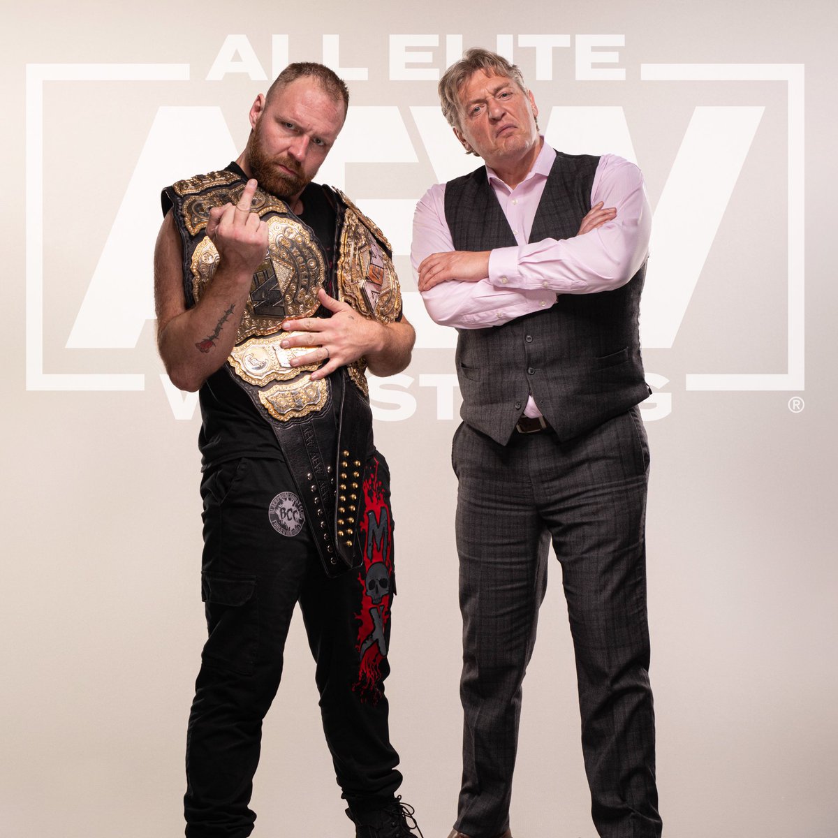 xoliviax09's tweet photo. #AEW #AEWDynamite #AEWonTBS #AllElite #AllEliteWrestling #JonMoxley #Moxley #Mox #JonathanGood https://t.co/SxV6z6KQbZ