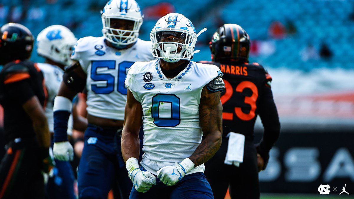 CrownedPrinceHC's tweet photo. GAME DAY!
#UNCommon #GoHeels #GDTBATH #FreeDaBro https://t.co/2pfwVQFqh3