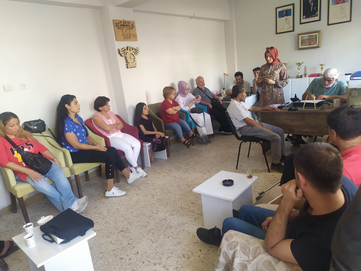akbaba_izzettin's tweet photo. Derneğimizde Ailede iletişim ve Aile terapisi Eğitimi verildi. Bu eğitim için sayın Şükran Doğan Hanım'a teşekkür ederiz
Kızıltepe Engelliler Birliği Spor Kulübü Derneği
@fatihcidiroglu 
@kizilaykiziltep 
@KiziltepeKymlk 
@kiziltepemem47 
@belkiziltepe https://t.co/upKZNQ7Y0x