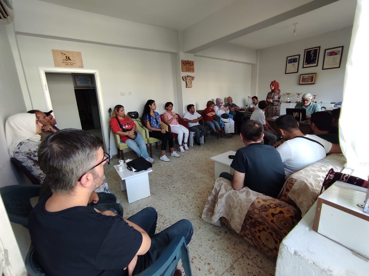 akbaba_izzettin's tweet photo. Derneğimizde Ailede iletişim ve Aile terapisi Eğitimi verildi. Bu eğitim için sayın Şükran Doğan Hanım'a teşekkür ederiz
Kızıltepe Engelliler Birliği Spor Kulübü Derneği
@fatihcidiroglu 
@kizilaykiziltep 
@KiziltepeKymlk 
@kiziltepemem47 
@belkiziltepe https://t.co/upKZNQ7Y0x