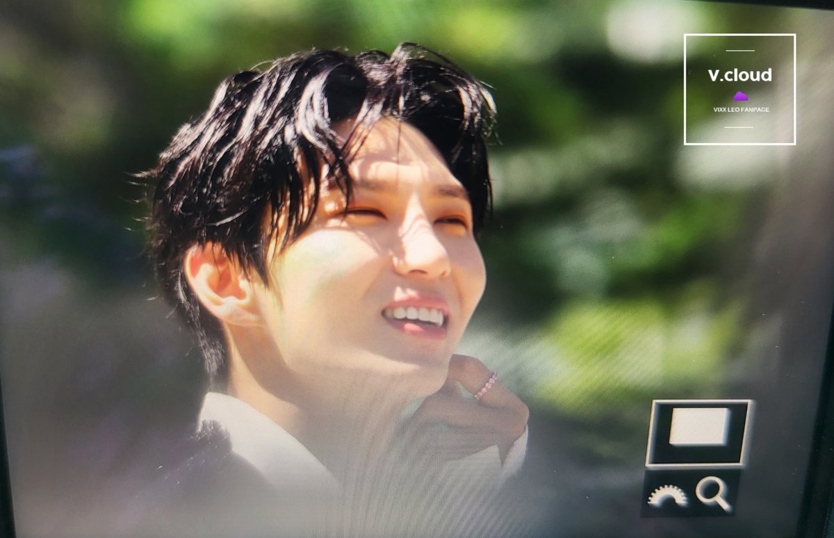 vcloud_leo's tweet photo. 220827 음중 미니팬미팅 

오늘도 #정택운 안할수가 없다..🤦🏻‍♀️💕

@JUNGTW_LEO 
#레오_루징게임_듣자마자_레신셋
#레오 #빅스 #LEO #VIXX #택운
#Losing_Game #Piano_man_Op_9 https://t.co/akJsGGuUgd