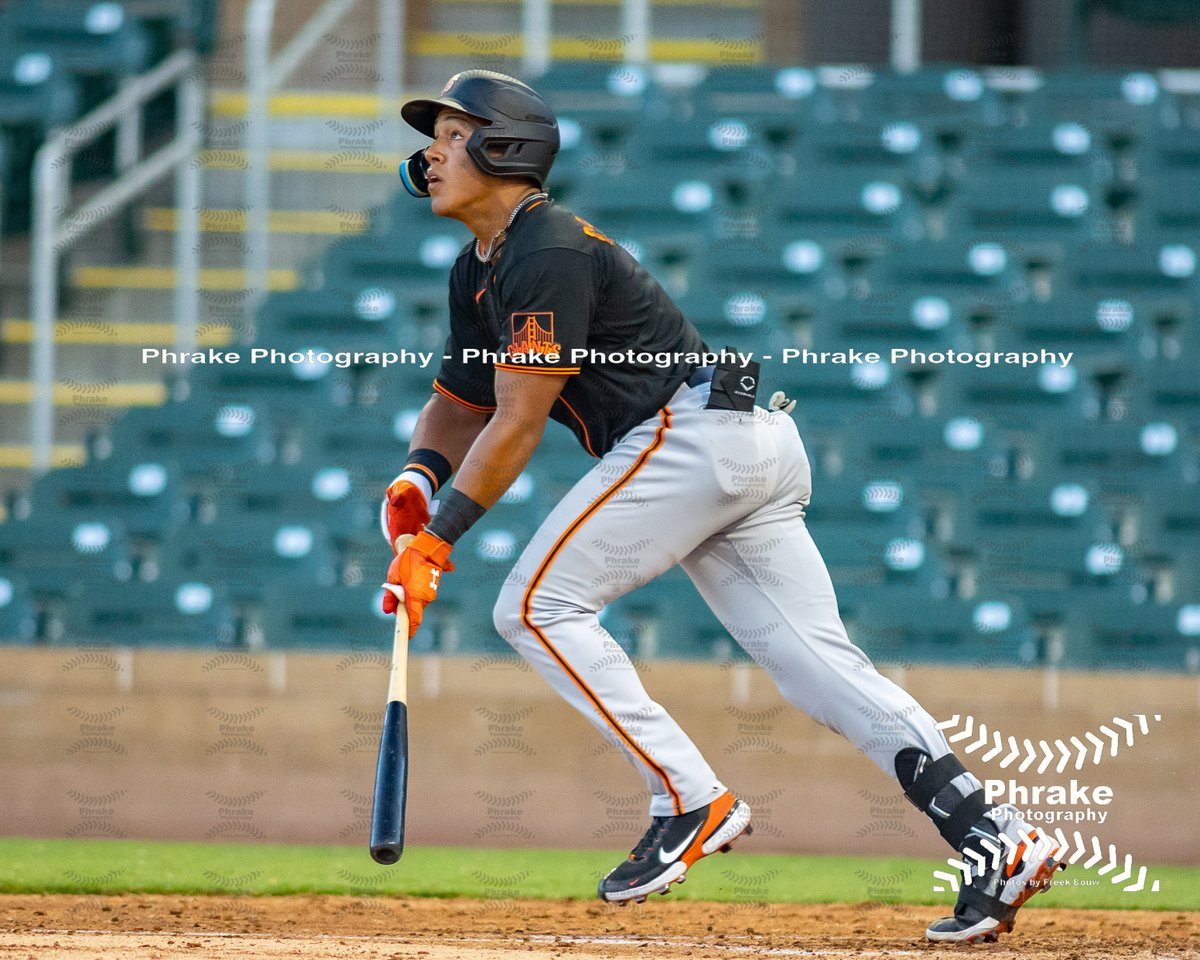 phrakephoto's tweet photo. 2 rn HR for career hr nr 1 Reggie Crawford (8) DH ACL Giants Black 2022 1st rnd @reggiecrawford @UConnBSB #HookC #huskiesbaseball #giants #sfgiants #sfg #SFgameup #gigantes #losgigantes #giantsmilb @sfgprospects
@giantsprospects @giantprospectiv @sfgiantfutures @giant_potential https://t.co/cO6y7fTjnh
