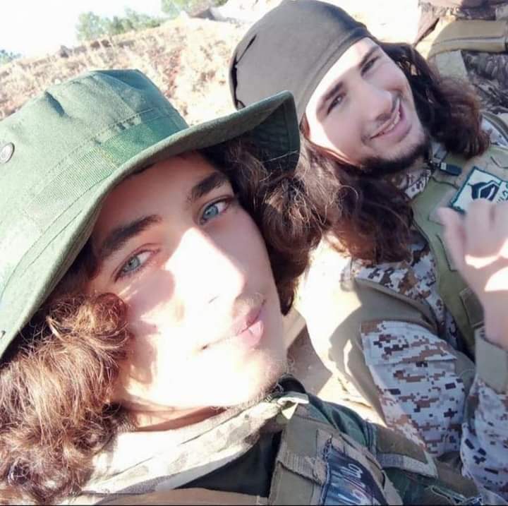 دغه دوه نوراني څهرې چې ګوری دا د شام مجاهدین دي له حده زیاته مینه زموږ د امارت له مجاهدینو سره لري.