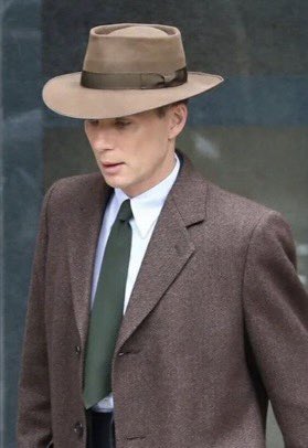 hourly cillian tweet media