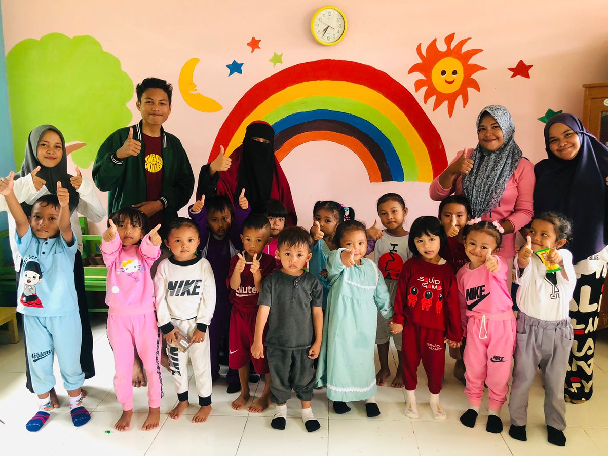 FAD_Bolsel's tweet photo. Forum Anak Daerah Bolaang Mongondow Selatan Perdana mengadakan kegiatan "SOBAT SABTU" Sosialisasi Bantu Anak Tumbuh di TK Cerdas Molibagu dan TK Bunda Pinolosian Selatan. Trimakasih atas partisipasinya temanku
#stopkekerasanpadaanak 
#forumanak https://t.co/qslS2T6tZS