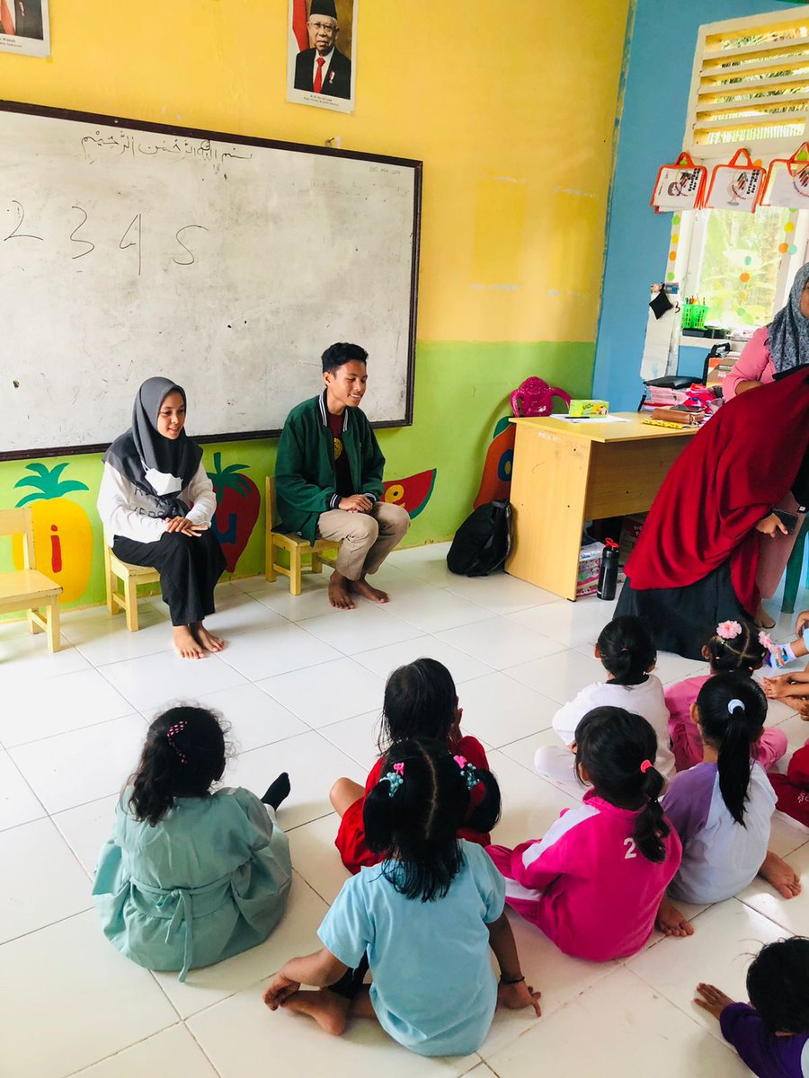 FAD_Bolsel's tweet photo. Forum Anak Daerah Bolaang Mongondow Selatan Perdana mengadakan kegiatan "SOBAT SABTU" Sosialisasi Bantu Anak Tumbuh di TK Cerdas Molibagu dan TK Bunda Pinolosian Selatan. Trimakasih atas partisipasinya temanku
#stopkekerasanpadaanak 
#forumanak https://t.co/qslS2T6tZS