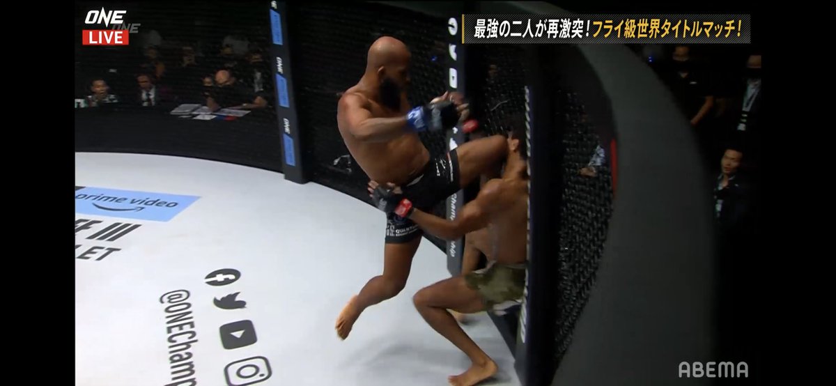 assy_24's tweet photo. デメトリアス・ジョンソンめっちゃ強くて感動!日本にも来て!!
#Demetrious Johnson #ONE Championship https://t.co/bnLaVMQpJ5