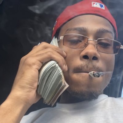 WebzFamous's tweet image. #NewProfilePic