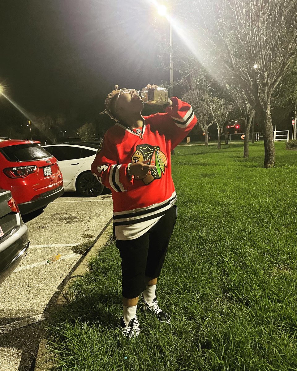 tianathegemm's tweet photo. Tonight was legit @aliefbiggie WE OUTSIDE 🚀🚀🚀🚀x💎💎💎💎
#LLLG 🕊💙 1 yr since you been gone🙏🏼 we celebrating you! This video bout to 🔥🔥🔥 y’all stay tuned for more greatness ahead 👀💪🏽 https://t.co/uT0wUQ9O9K