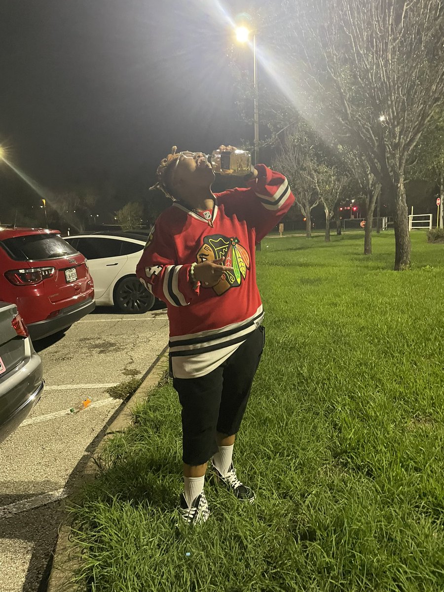 tianathegemm's tweet photo. Tonight was legit @aliefbiggie WE OUTSIDE 🚀🚀🚀🚀x💎💎💎💎
#LLLG 🕊💙 1 yr since you been gone🙏🏼 we celebrating you! This video bout to 🔥🔥🔥 y’all stay tuned for more greatness ahead 👀💪🏽 https://t.co/uT0wUQ9O9K