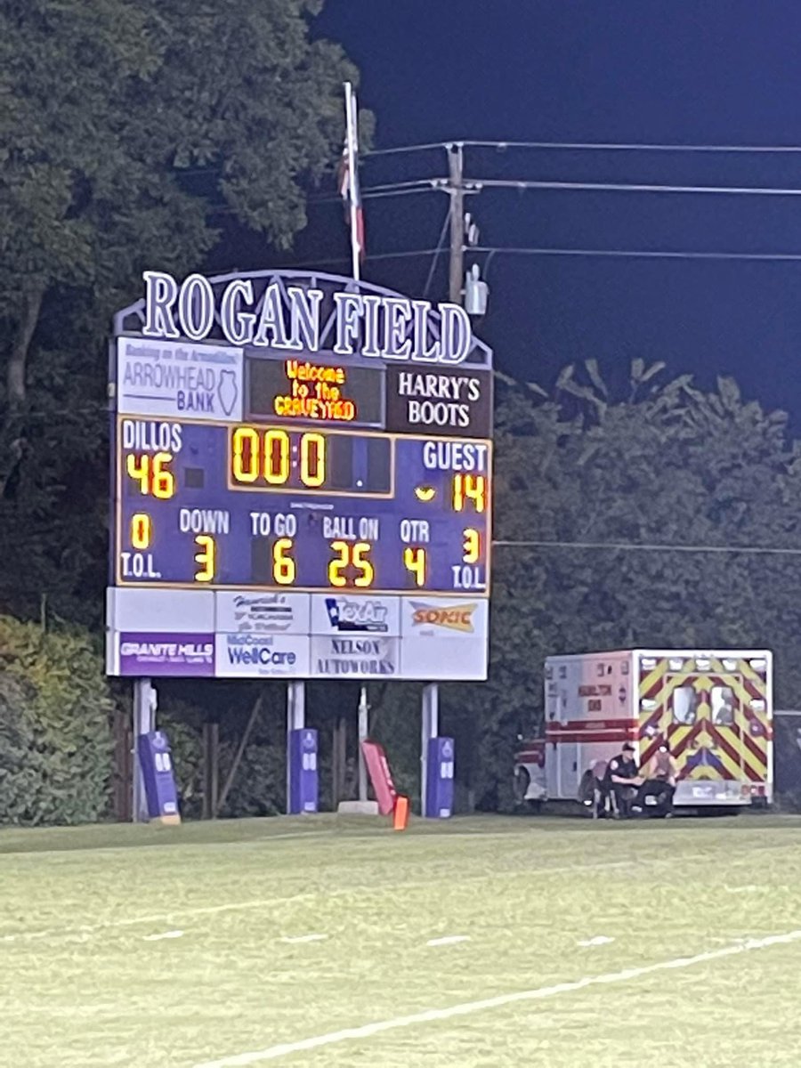 coachaguirre_'s tweet photo. Man, I’m so freaking proud of the coaches and our kids! This was a step in the right direction! I can’t wait to continue to build on what we have going! #ALLIN/#ROOTIN
Big shout out to the community for the support! #dillonation #dillomafia came out in full force tonight! https://t.co/Qy5W6e306G
