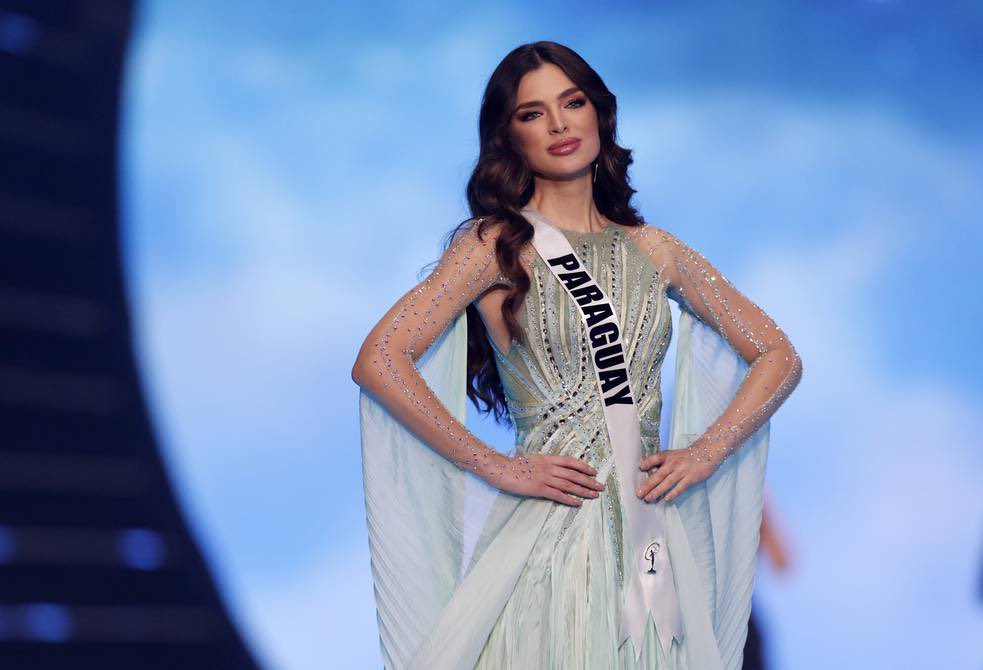 MongelosR's tweet photo. Por siempre la mejor Miss Paraguay @itsmissnadia 😻 https://t.co/hMO9ndWcva