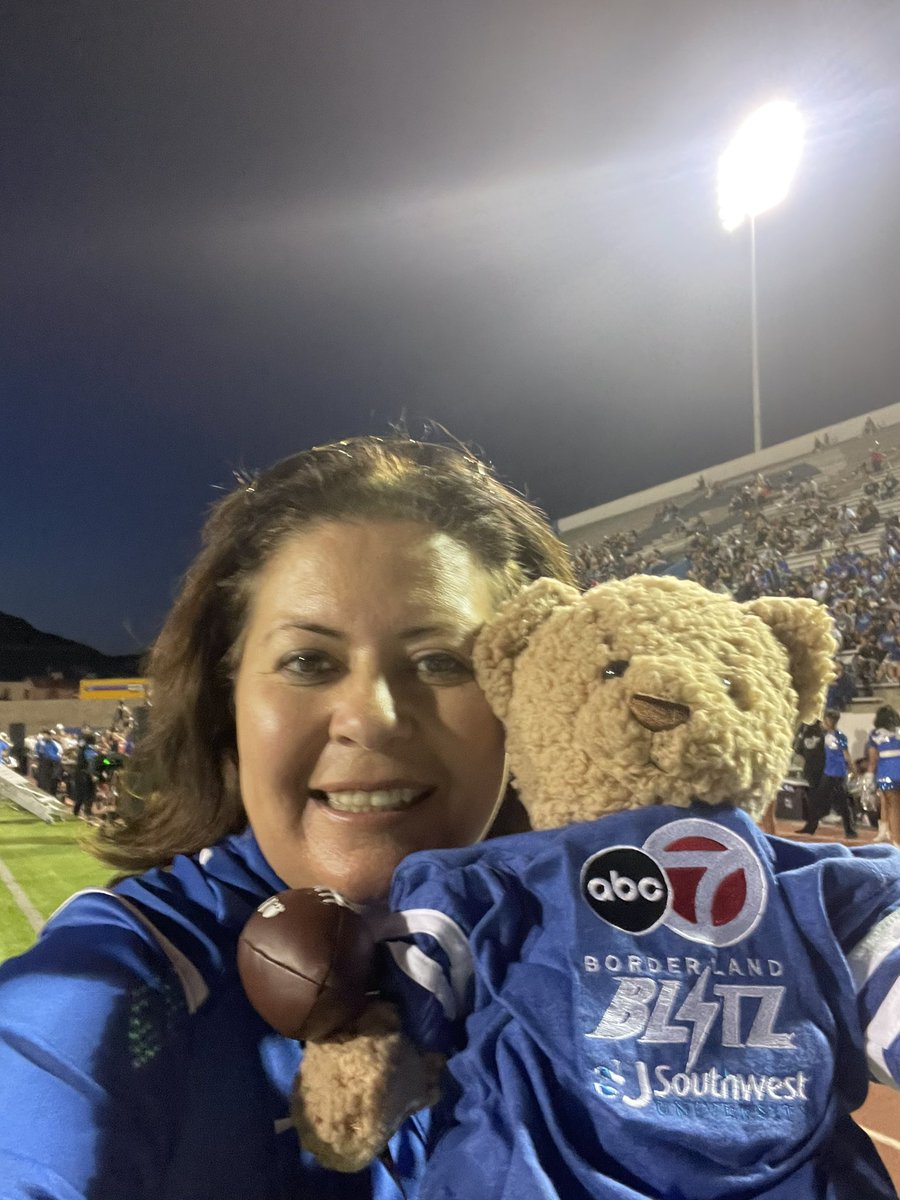 corina_favela's tweet photo. Having fun with the Borderland Blitz bear at the Bowie Bears game. 🐻 #kvia @BowieHS_EPISD @abc7breaking https://t.co/EEZhiwj9ps