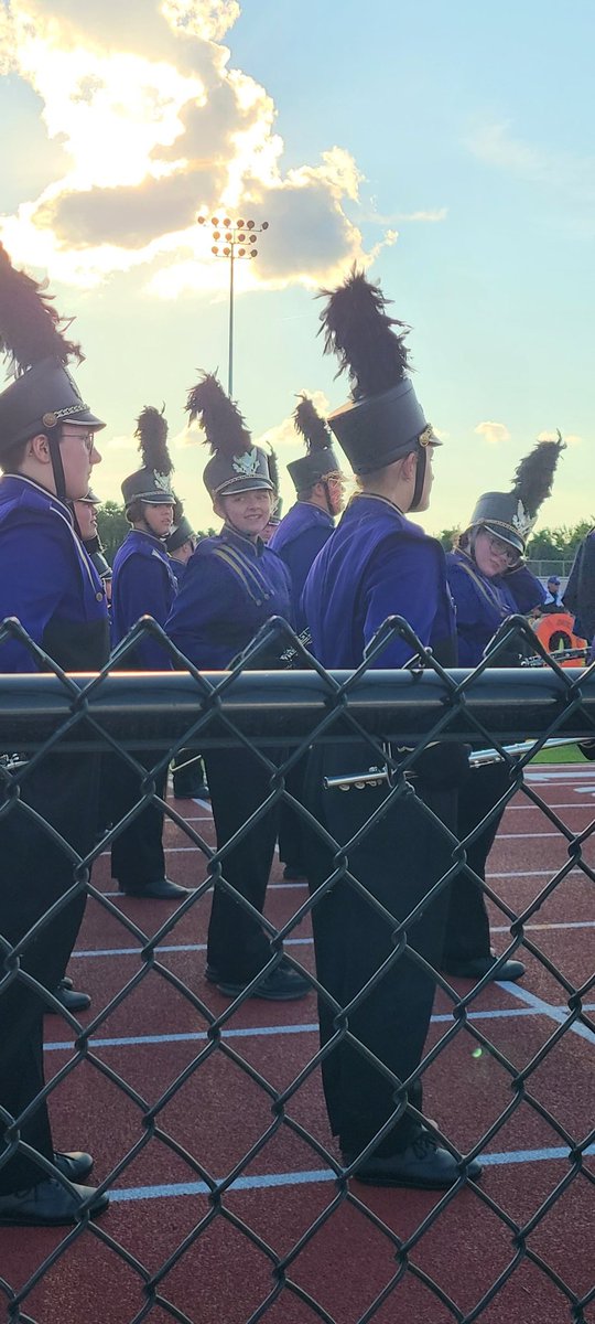 KeelyW10's tweet photo. 1st Marching Band performance tonight! It was so much fun! 
#marchingband #notjustaballer #notjustabasketballplayer
#girlsbasketball #band https://t.co/QPA7z0TWhs
